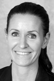 Melanie Schulze, Dipl.-Betriebswirtin (FH); Verwaltung, Assistentin der Geschäftsleitung